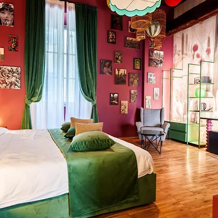 Palazzo San Fedele - 게스트하우스 4*