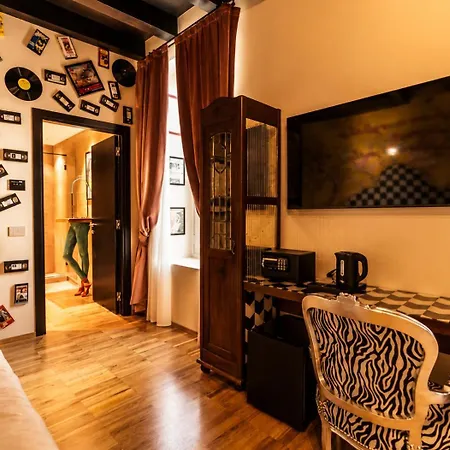 Palazzo San Fedele - 4*